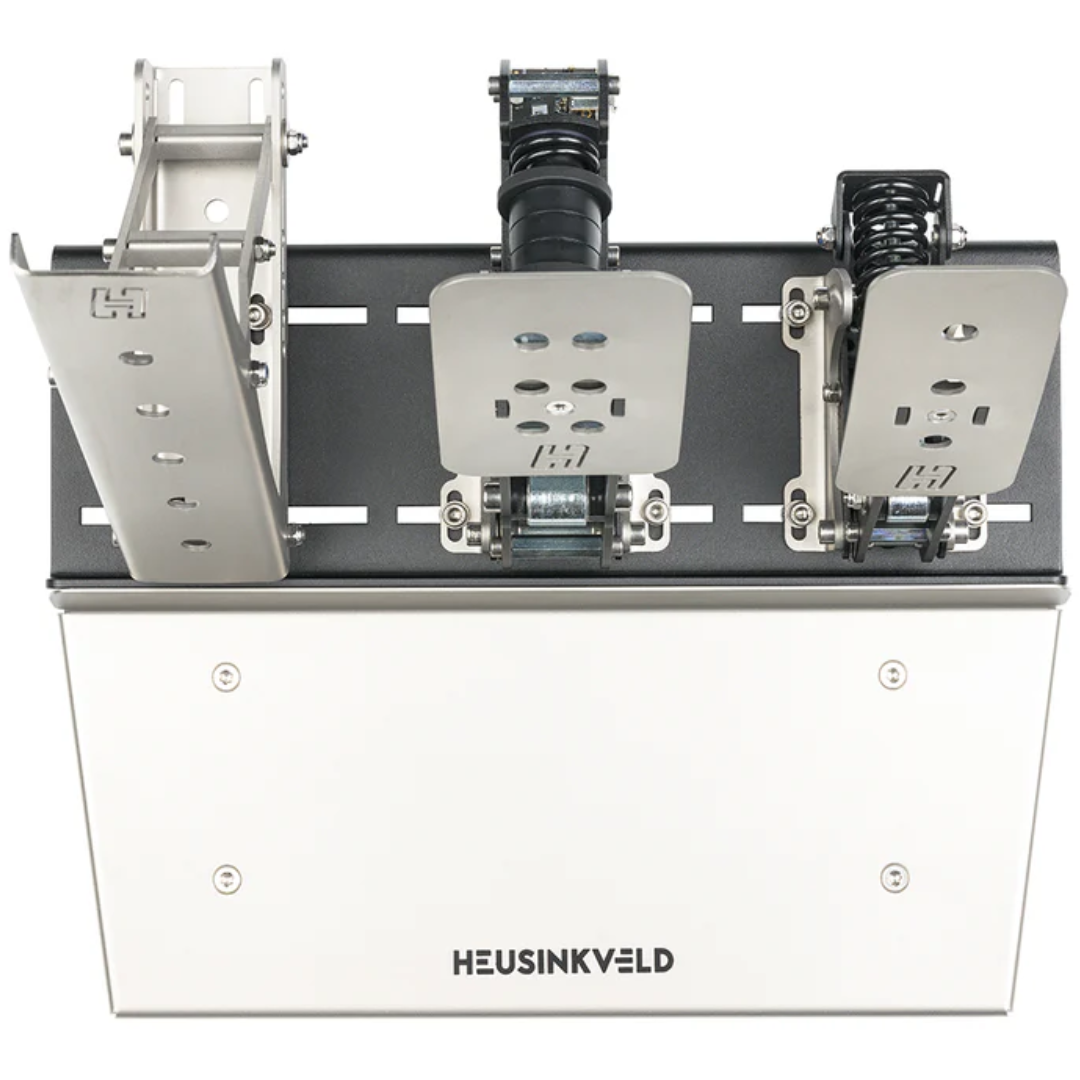 Heusinkveld Rest Pedal – footrest in use during sim racing