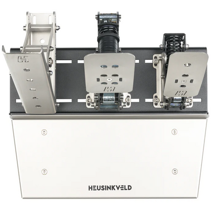 Heusinkveld Rest Pedal – footrest in use during sim racing