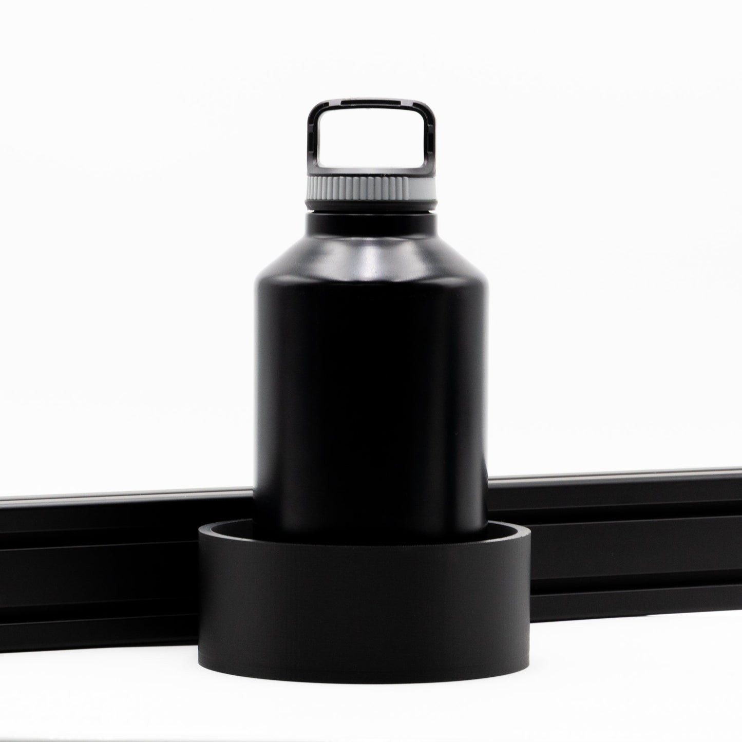 SimSportGadget Extra-Large 64oz Water Bottle Holder – front mounting view for simulator rig