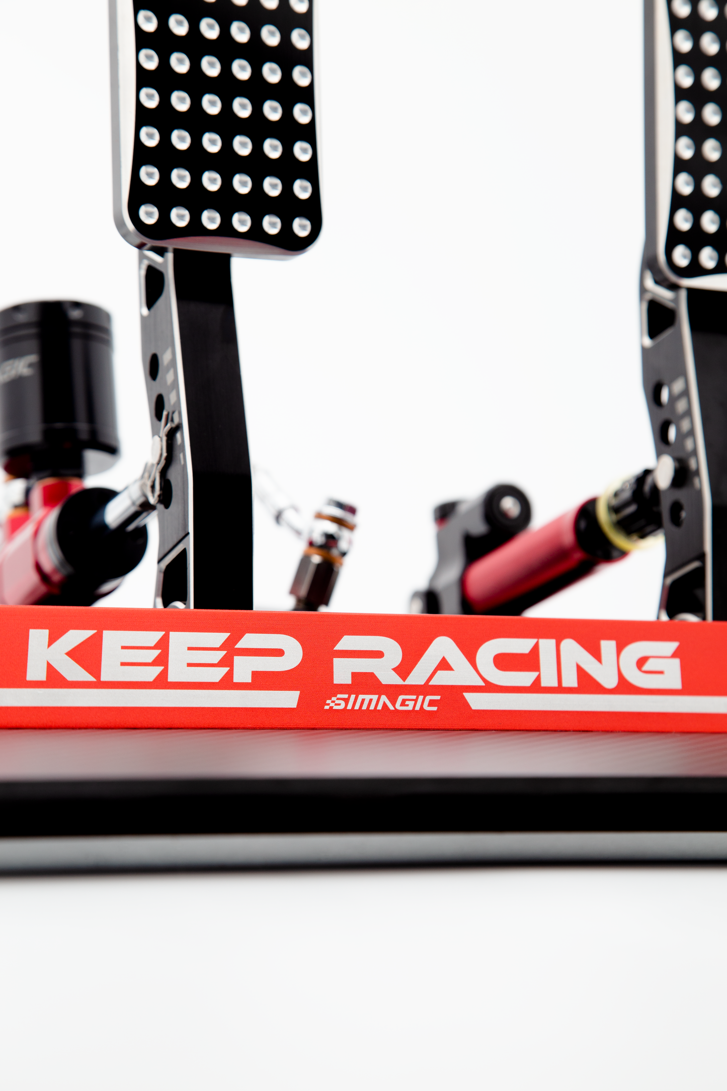 Simagic P2000 Heel Stop – integrated with carbon fiber footrest setup